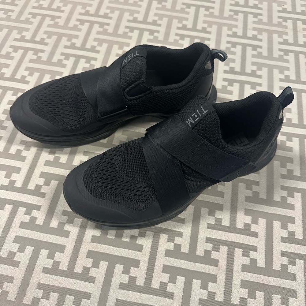 TIEM Women's Slipstream Cycling Shoes - All Black